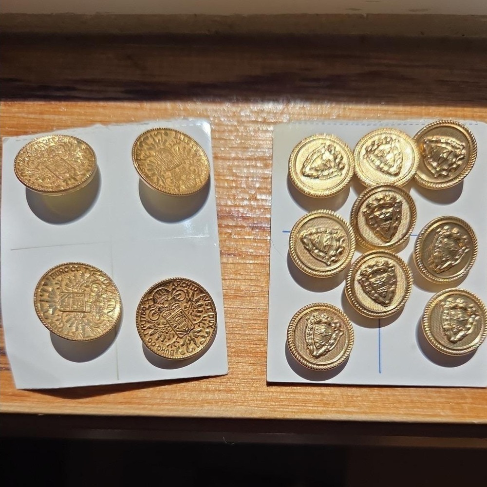 Vintage‎ Metal Buttons 6 Lot New Patina Gold Anchors Military Royal Crowns Canal